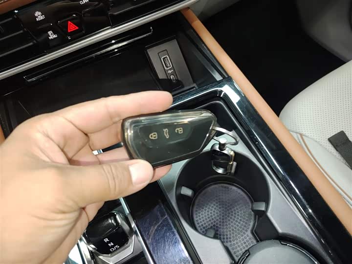 Фото 9 - Volkswagen Teramont Pro