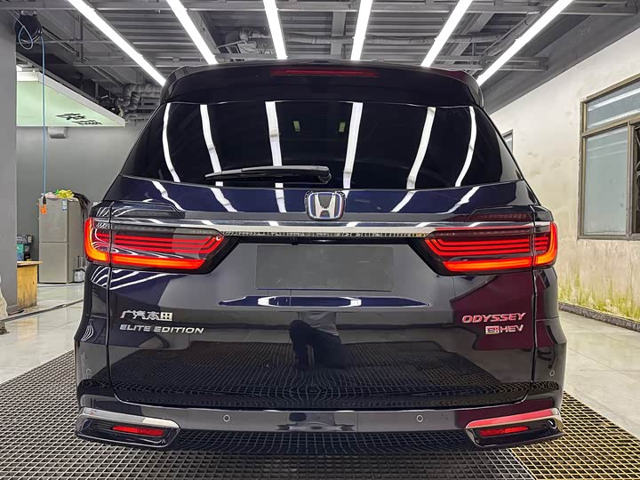 Фото 5 - Honda Odyssey