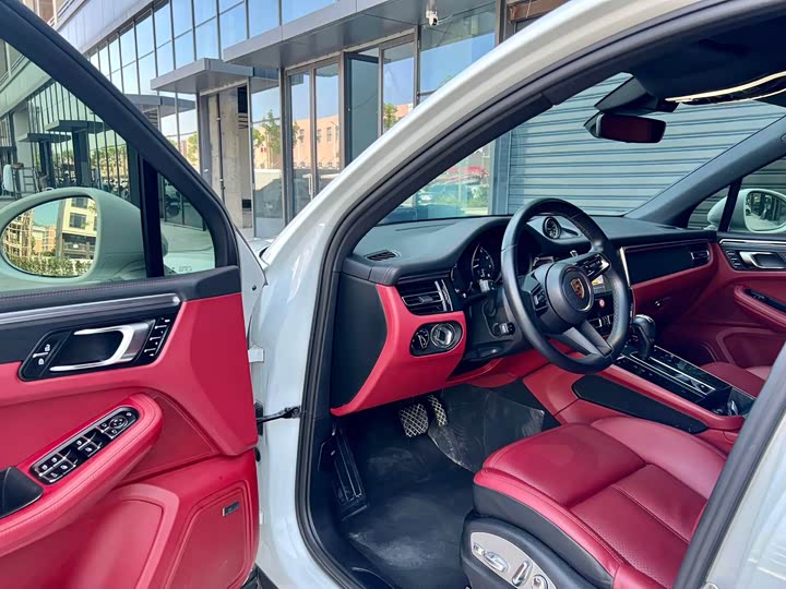 Фото 8 - Porsche Macan