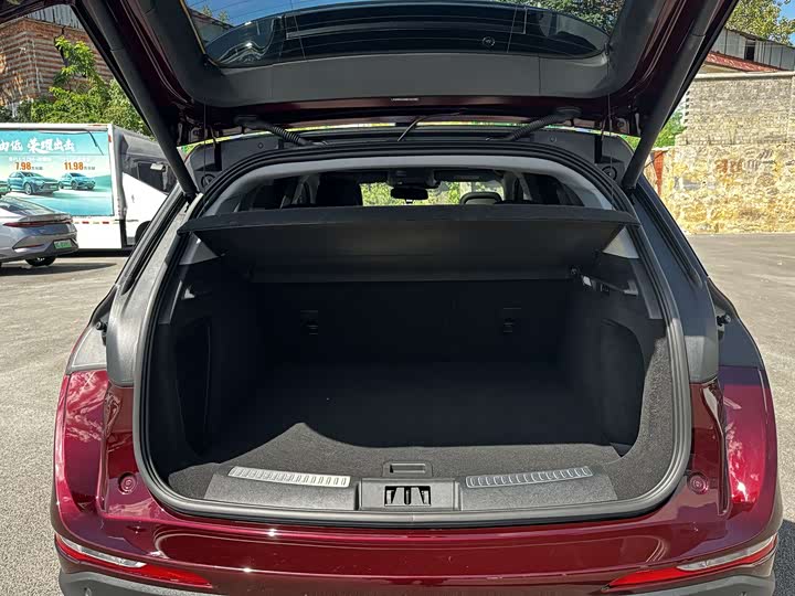 Фото 11 - Lincoln Corsair