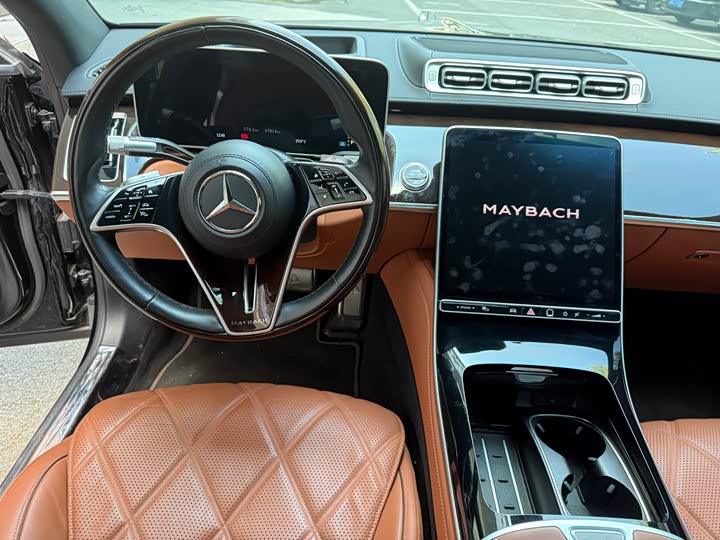 Фото 5 - Mercedes-Benz Maybach S-Class