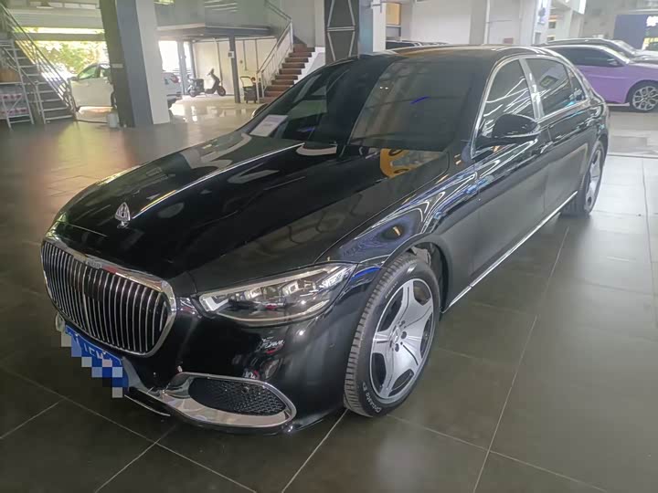 Фото 1 - Mercedes-Benz Maybach S-Class