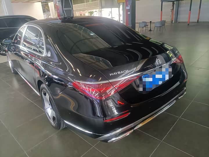 Фото 3 - Mercedes-Benz Maybach S-Class