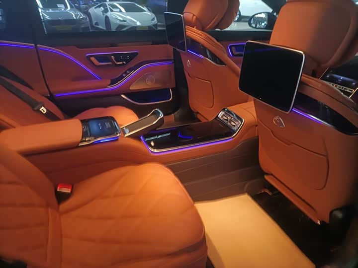 Фото 5 - Mercedes-Benz Maybach S-Class