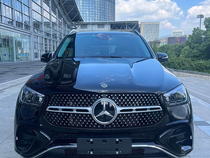 Фото 1 - Mercedes-Benz GLE-Class