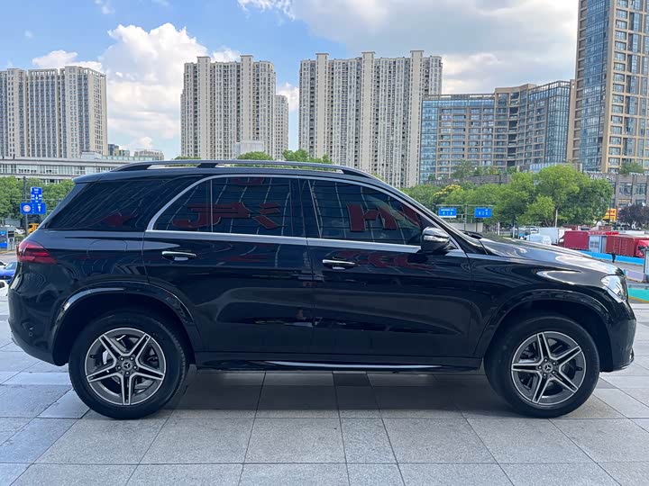 Фото 11 - Mercedes-Benz GLE-Class