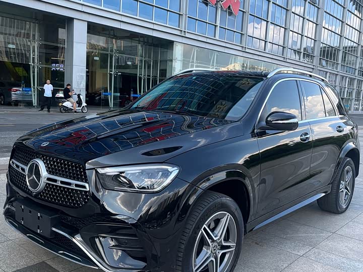 Фото 2 - Mercedes-Benz GLE-Class