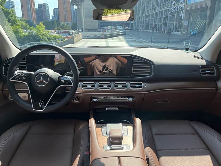 Фото 4 - Mercedes-Benz GLE-Class