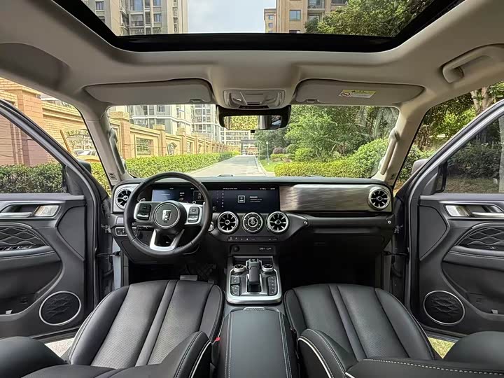 Фото 8 - Tank 300