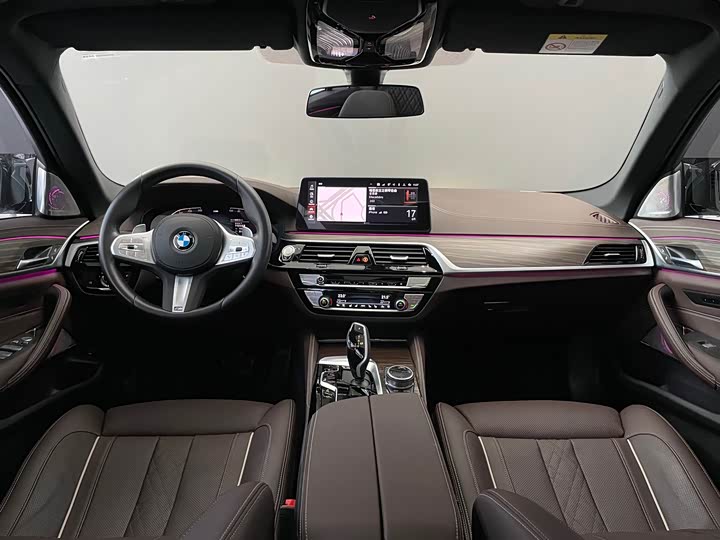 Фото 11 - BMW 5 Series