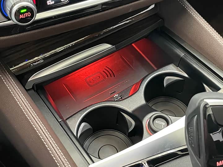 Фото 27 - BMW 5 Series