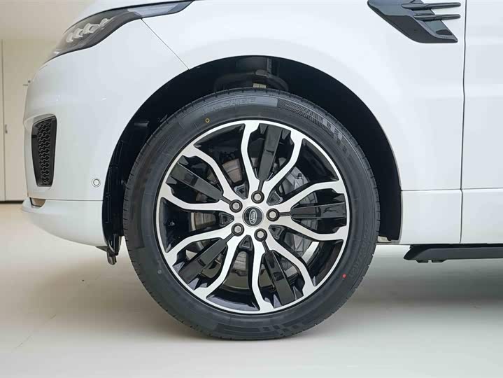 Фото 10 - Land Rover Range Rover Sport