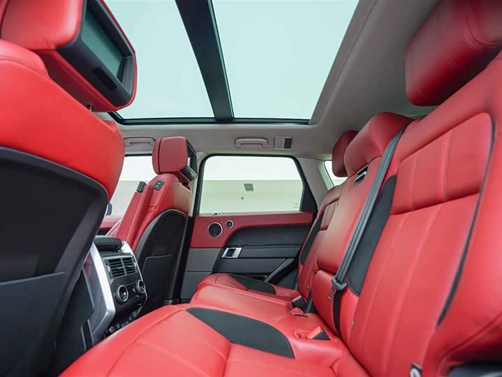 Фото 19 - Land Rover Range Rover Sport