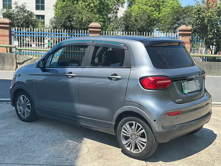 Фото 13 - Leapmotor T03