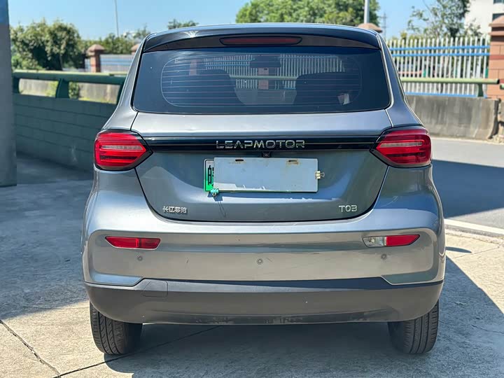Фото 15 - Leapmotor T03