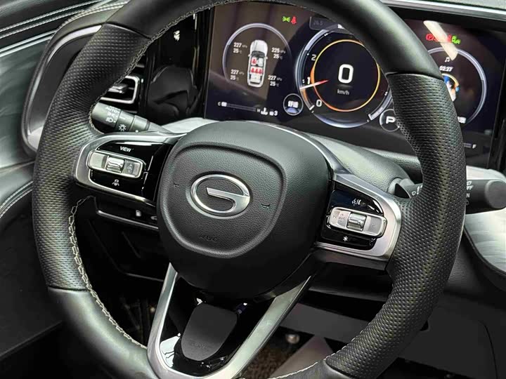 Фото 13 - GAC Trumpchi GS8