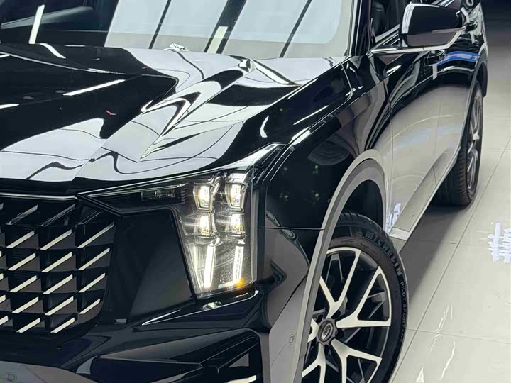 Фото 2 - GAC Trumpchi GS8