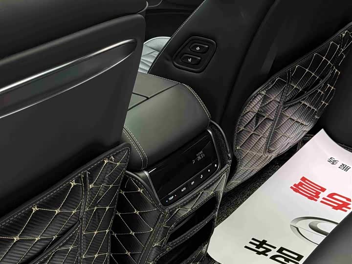 Фото 29 - GAC Trumpchi GS8