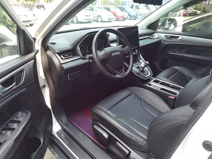 Фото 9 - Haval M6