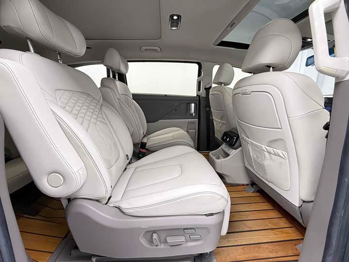 Фото 16 - Hyundai Custo