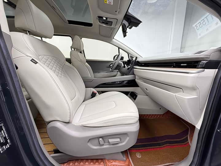 Фото 17 - Hyundai Custo