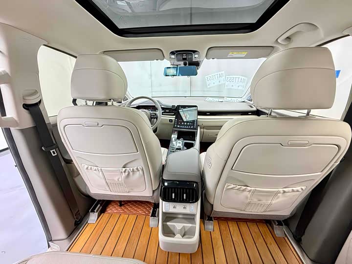 Фото 19 - Hyundai Custo