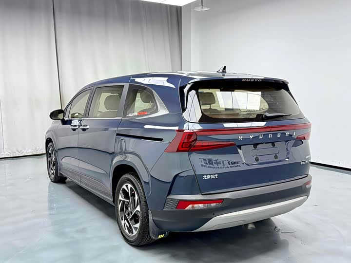 Фото 6 - Hyundai Custo