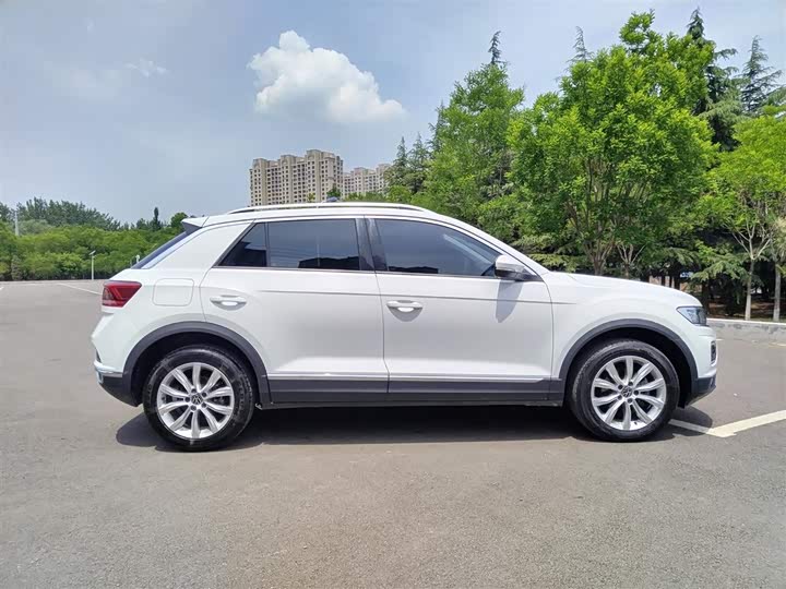 Фото 5 - Volkswagen T-Roc