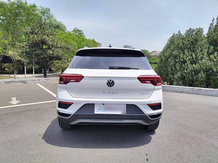 Фото 8 - Volkswagen T-Roc