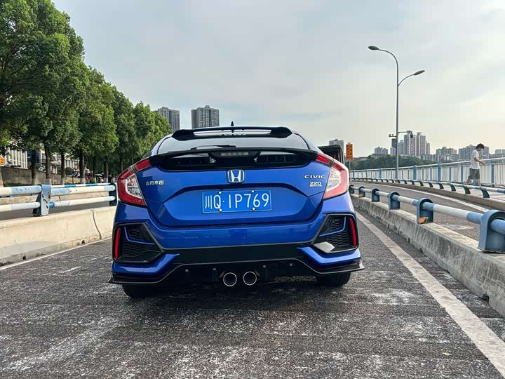 Фото 5 - Honda Civic