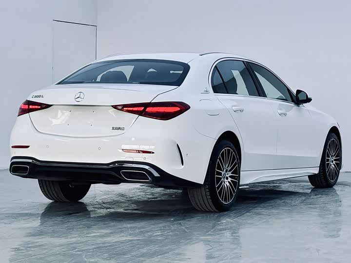 Фото 6 - Mercedes-Benz C-Class