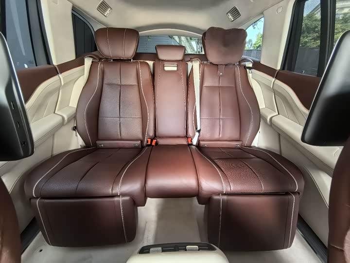 Фото 23 - Mercedes-Benz Maybach GLS