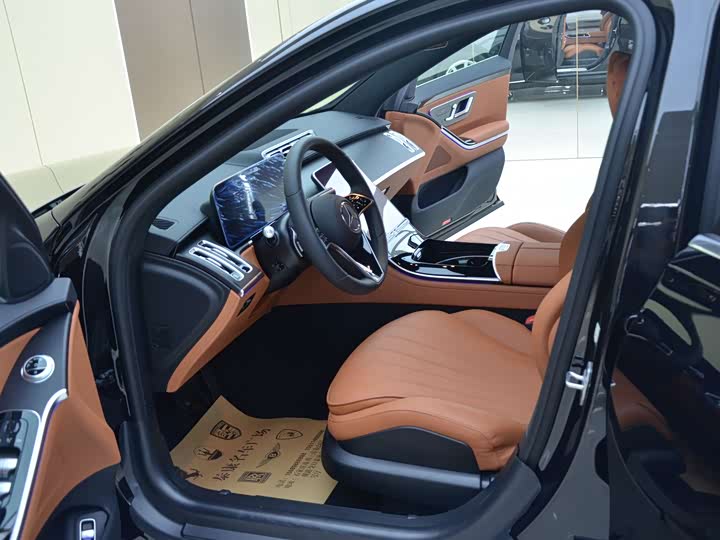 Фото 4 - Mercedes-Benz S-Class