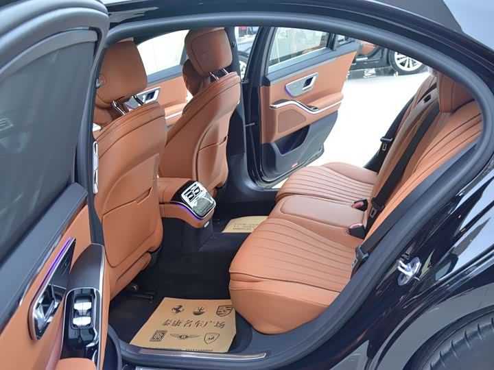 Фото 5 - Mercedes-Benz S-Class