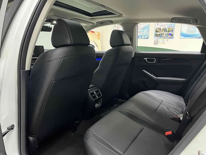 Фото 10 - Honda Integra