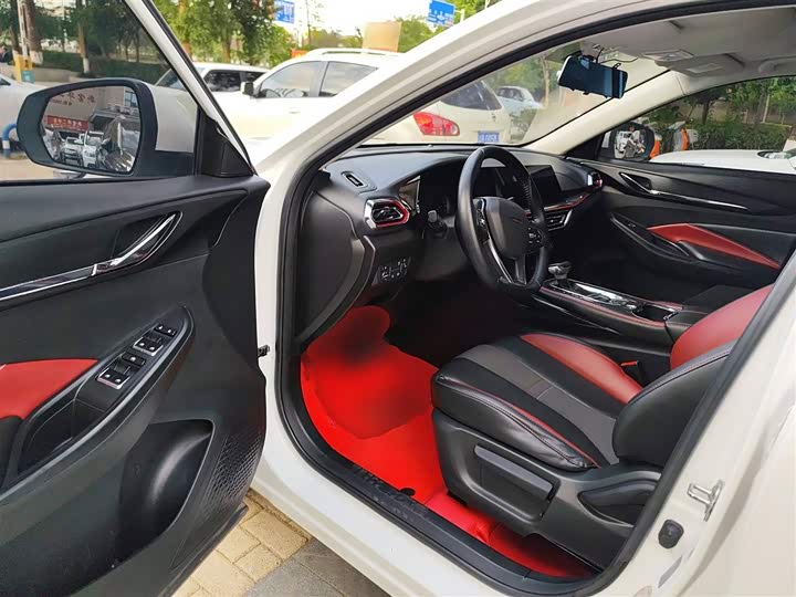 Фото 16 - Changan Oshan X5