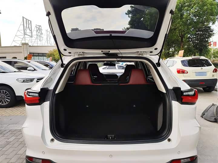 Фото 19 - Changan Oshan X5