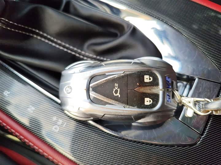 Фото 9 - Changan Oshan X5