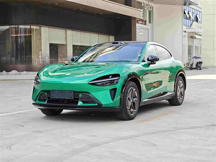 Фото 1 - Xiaomi YU7