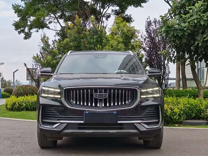 Фото 2 - Geely Monjaro