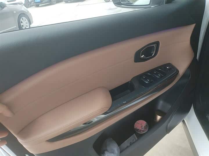 Фото 28 - Nio ES6