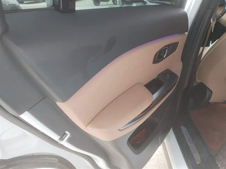 Фото 29 - Nio ES6