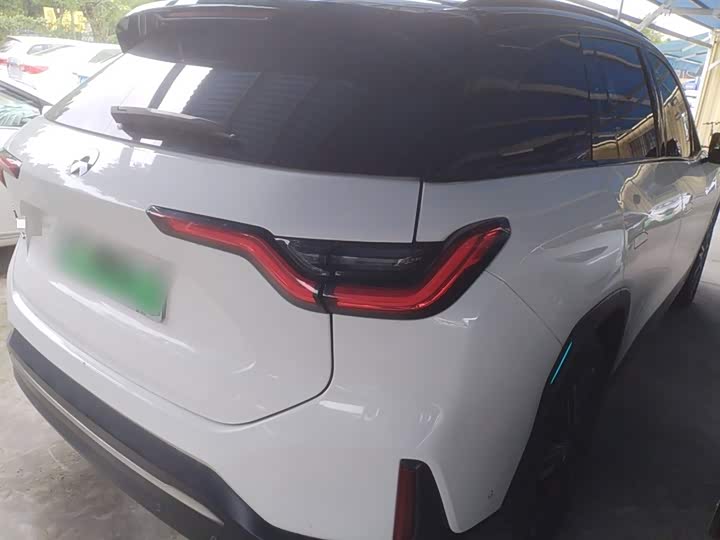 Фото 7 - Nio ES6