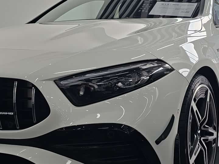 Фото 3 - Mercedes-Benz A-Class AMG