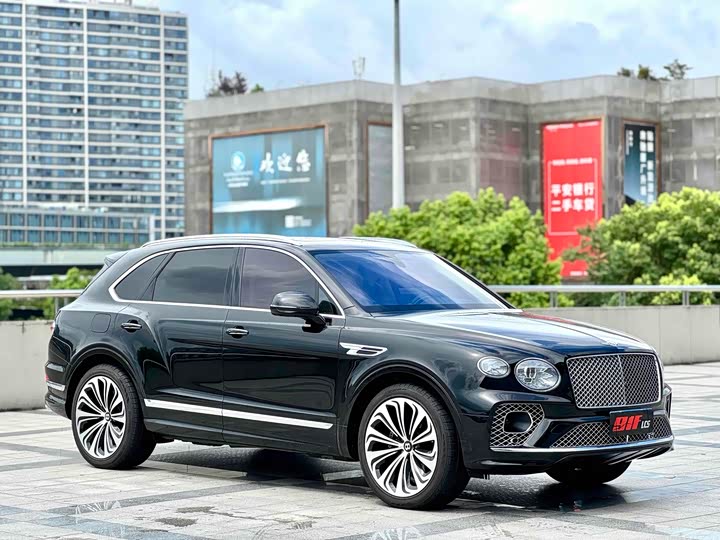 Фото 3 - Bentley Bentayga Hybrid