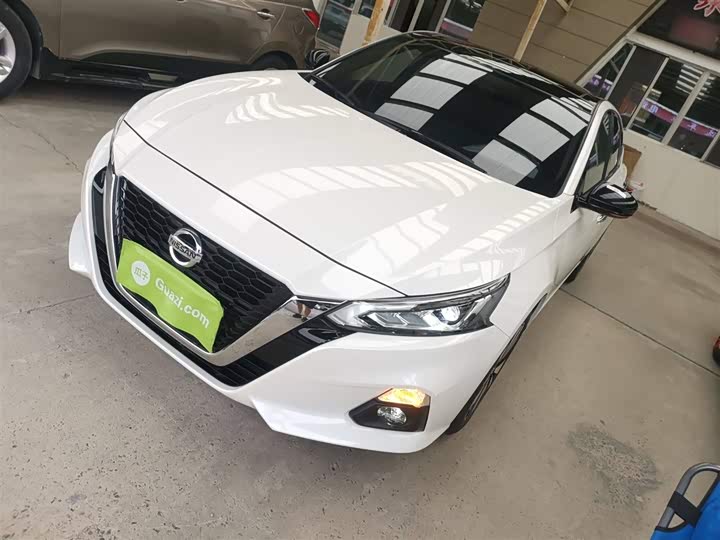 Фото 2 - Nissan Teana