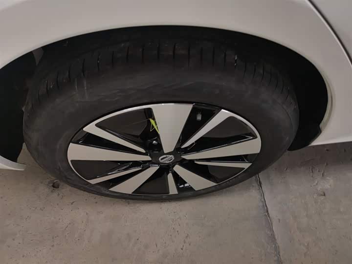 Фото 30 - Nissan Teana