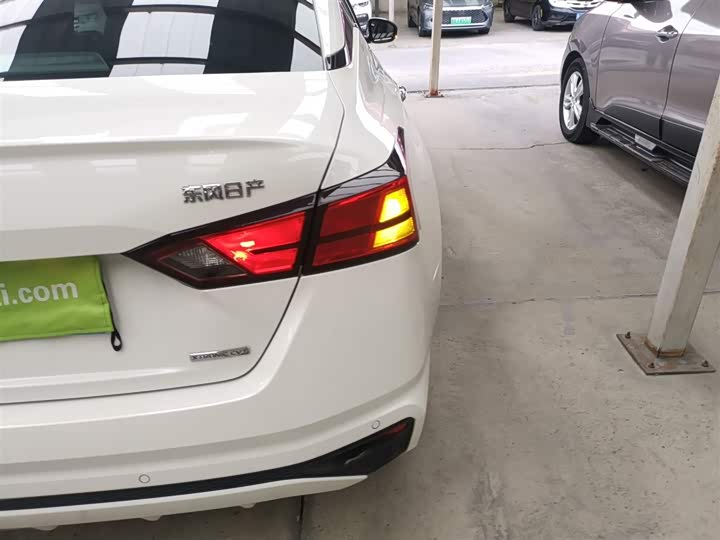 Фото 8 - Nissan Teana