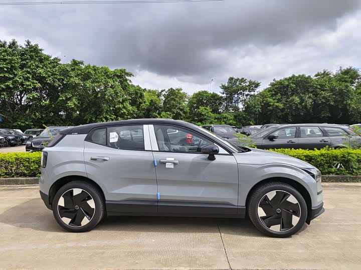 Фото 4 - Volvo EX30