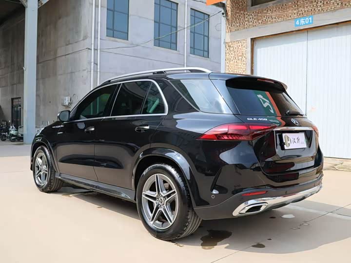 Фото 16 - Mercedes-Benz GLE-Class